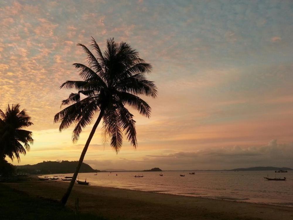 Star Light Beach Resort And Restaurant Chumphon Eksteriør bilde