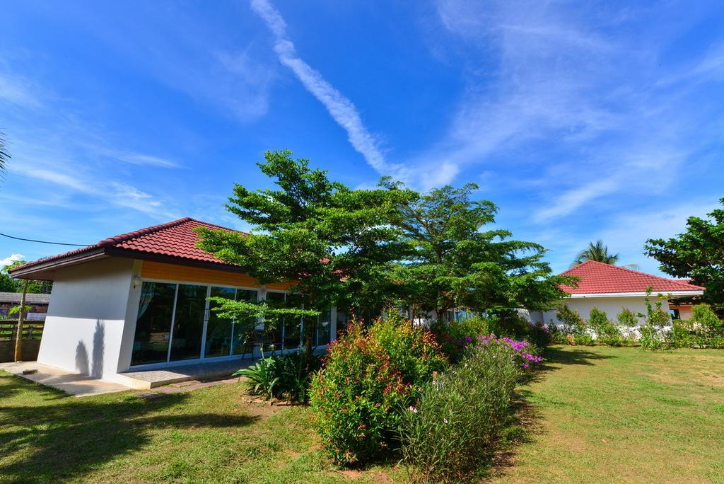 Star Light Beach Resort And Restaurant Chumphon Eksteriør bilde