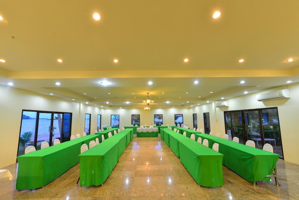 Star Light Beach Resort And Restaurant Chumphon Eksteriør bilde